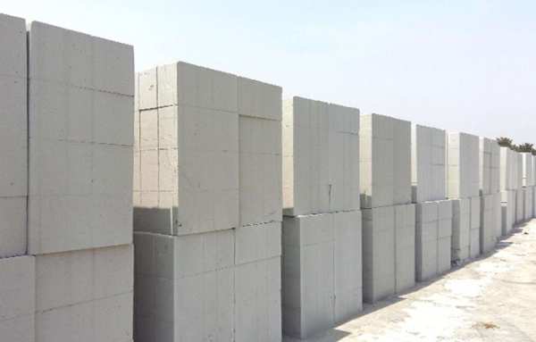  Autoclaved aerated concrete blocks 